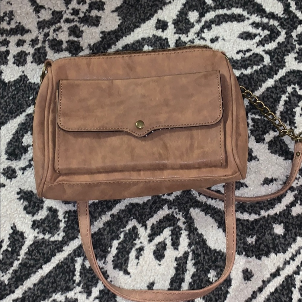 Crossbody handbag